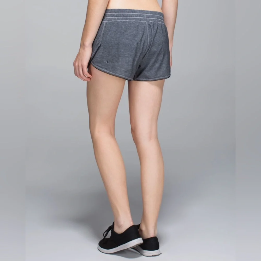 Lululemon Seek The Heat Short